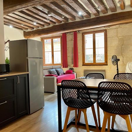Appartements Chez Delphine Et Guillaume Au Coeur De Semur En Auxois Luaran gambar